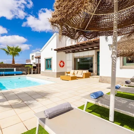 Vila Ariel *